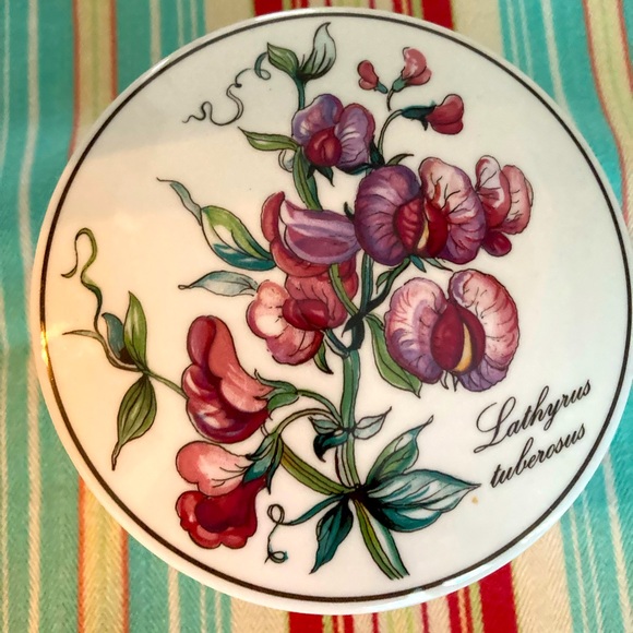 Villeroy & Boch porcelain trinket/tea/candy box EUC - Picture 6 of 6